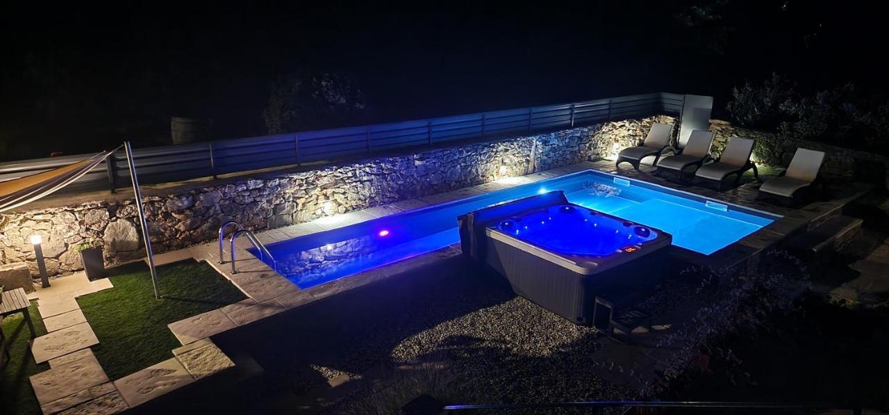 Villa Hrustika - Heated Pool, Jacuzzi & Sauna Gabonjin Exterior foto