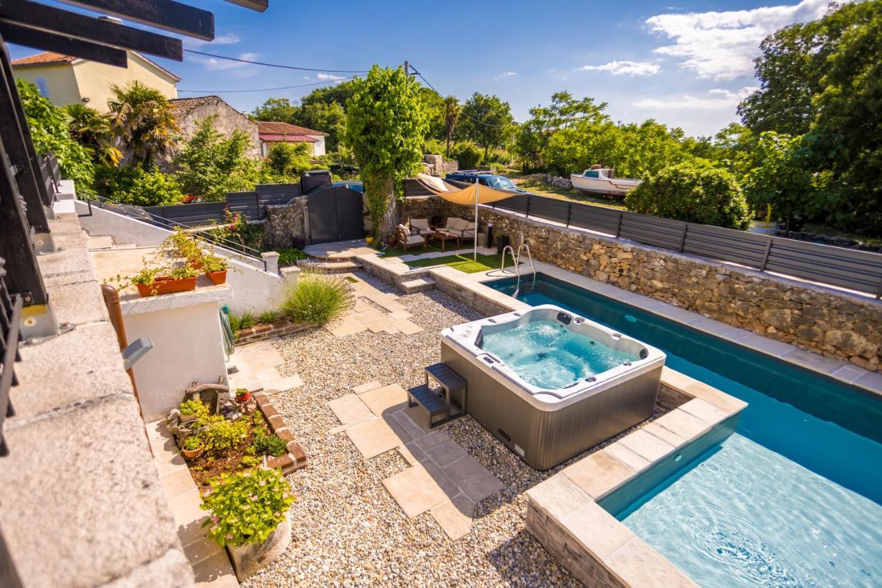 Villa Hrustika - Heated Pool, Jacuzzi & Sauna Gabonjin Exterior foto