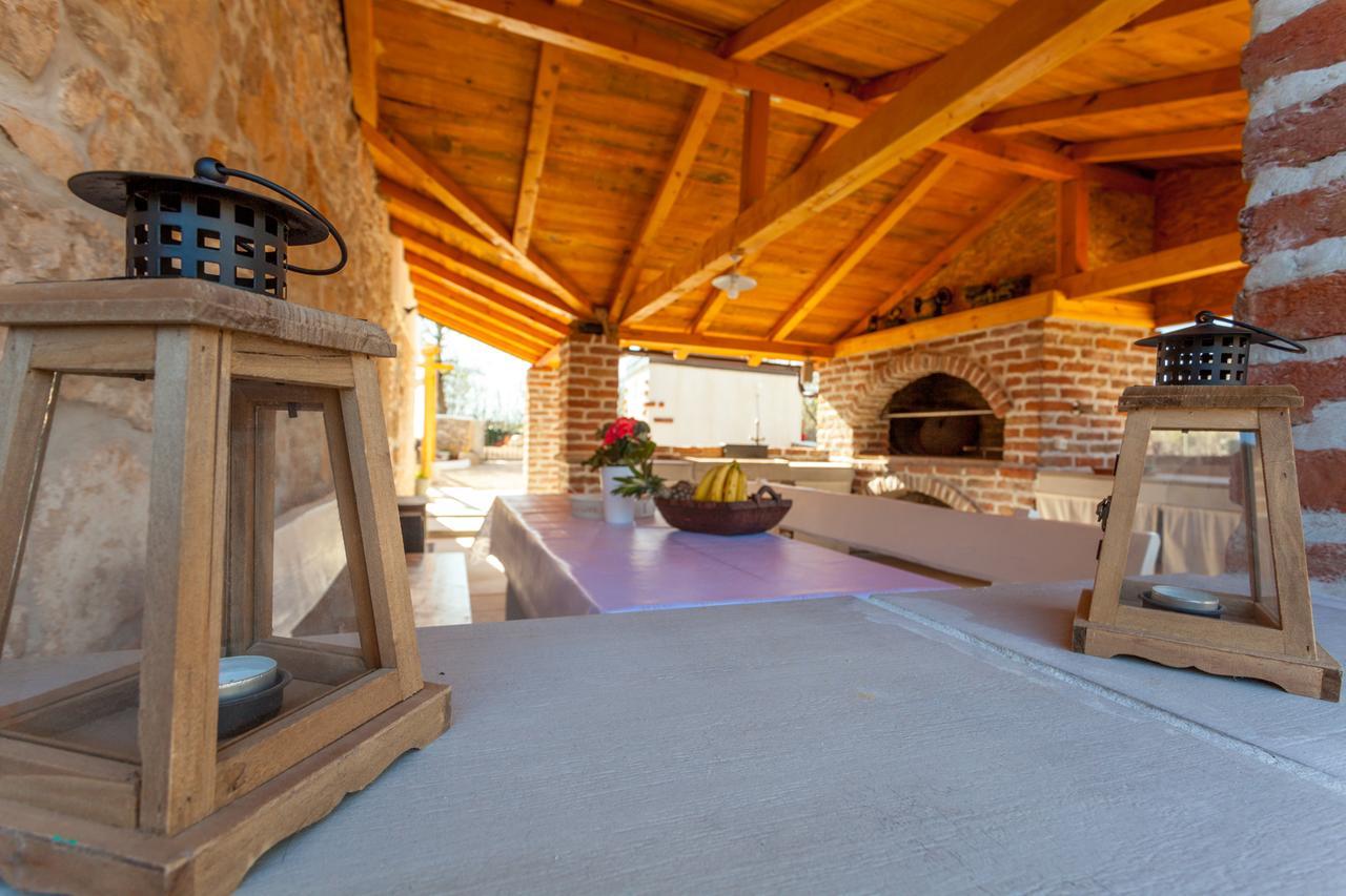 Villa Hrustika - Heated Pool, Jacuzzi & Sauna Gabonjin Exterior foto